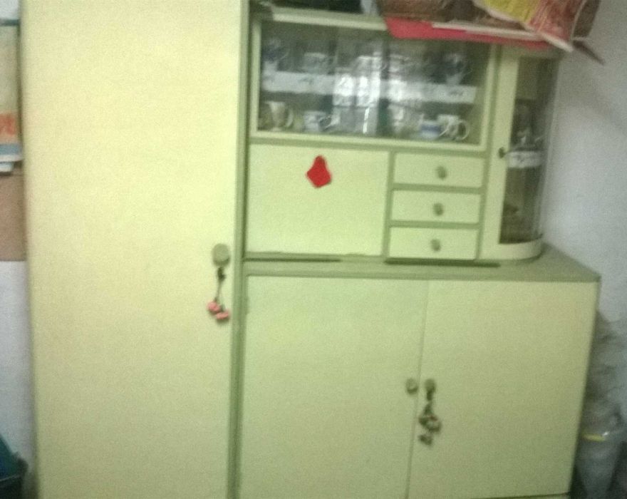 Mobila de bucatarie vopsita stil vechi