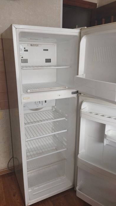 Продам Холодильник б/у