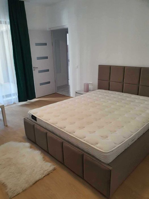 Proprietar inchiriez garsoniera mare 43 mp  Exigent Plaza Residence