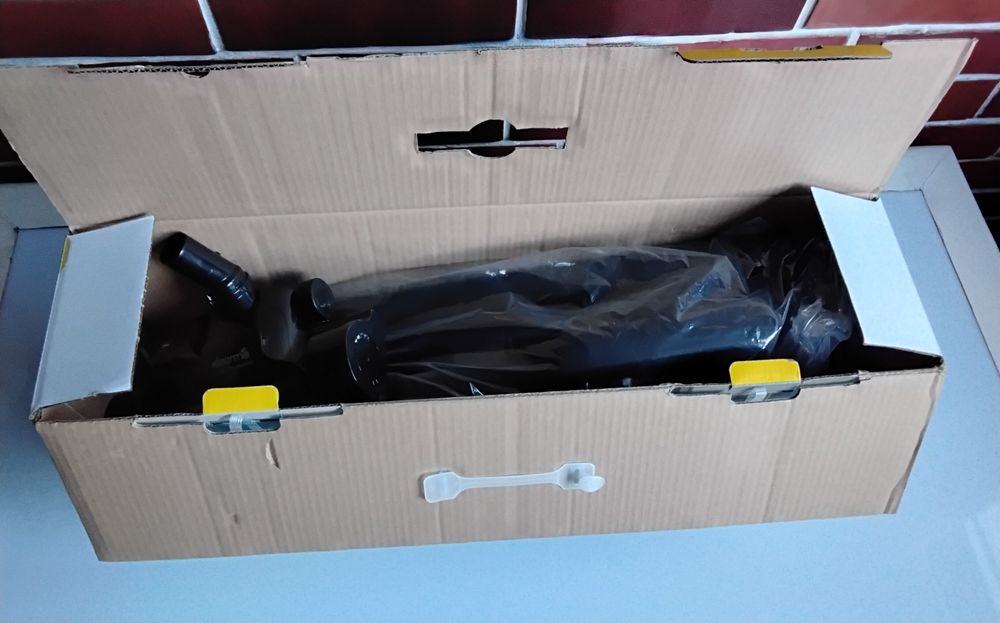 ПРОДАВАМ ОТЛИЧНА Прахосмукачка  XIAOMI   DEERMA Cyclone Vacum Cleaner DX 700 Pro