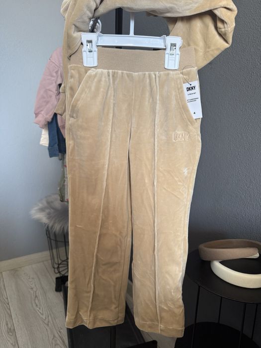 Страхотни комплекти DNKY