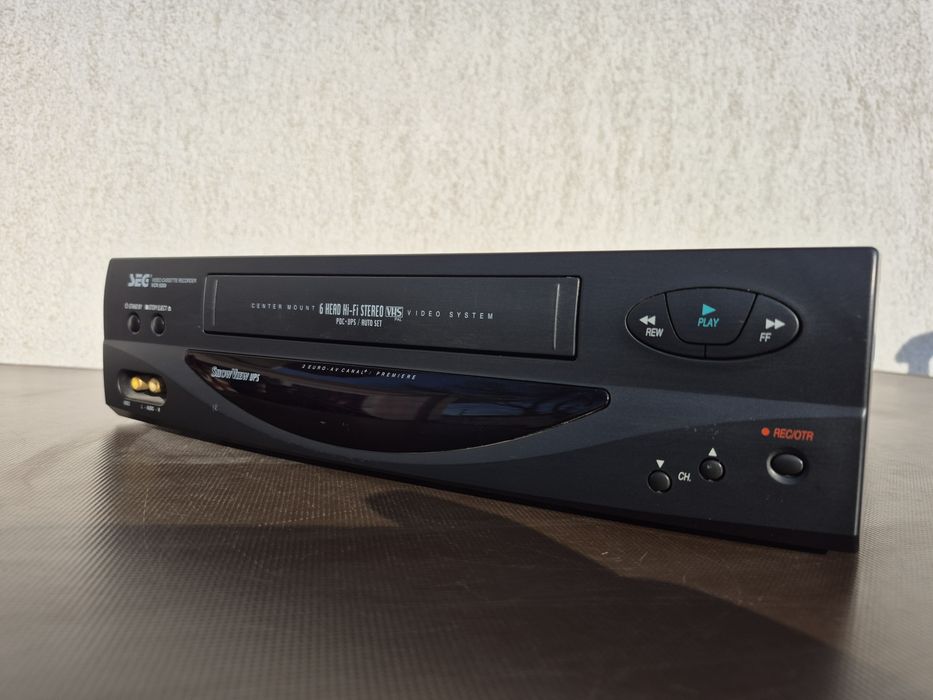 Vând video casette recorder marca SEG model VCR-5200,fabricat made in Europe 

- Turbo timer

- Digital Studio Picture Control 

-