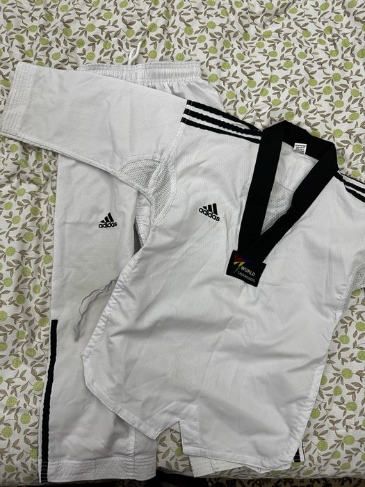 Кимано на 130см на 8-9 лет