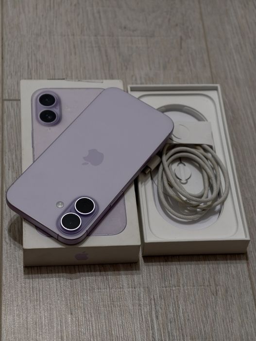 iPhone 17 256 gb ёмкость 100 EAC