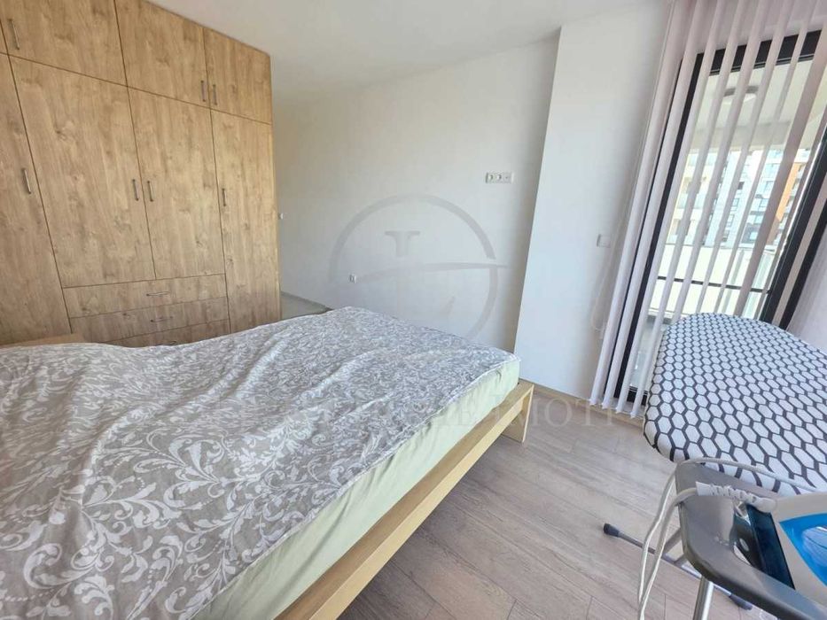 Продава се Тристаен апартамент в Пловдив, Христо Смирненски - 100 кв.м за 2270 €/кв.м - Снимка #10