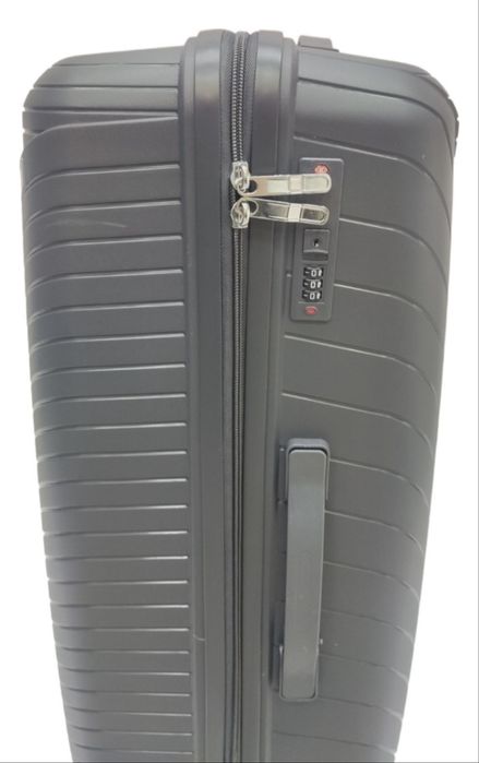 Чемодан новые. 98 литр  цвет графит