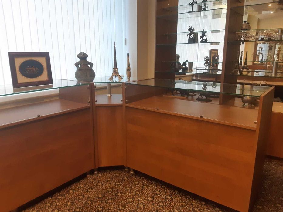 Витрини за магазин