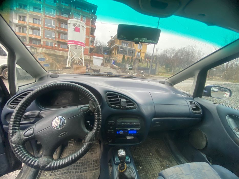 Продавам VW шаран