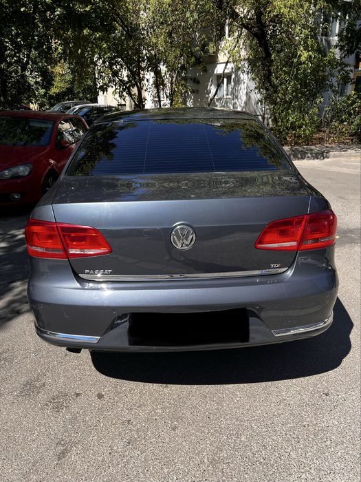 VOLKSWAGEN Passat 2012 — imagine 3