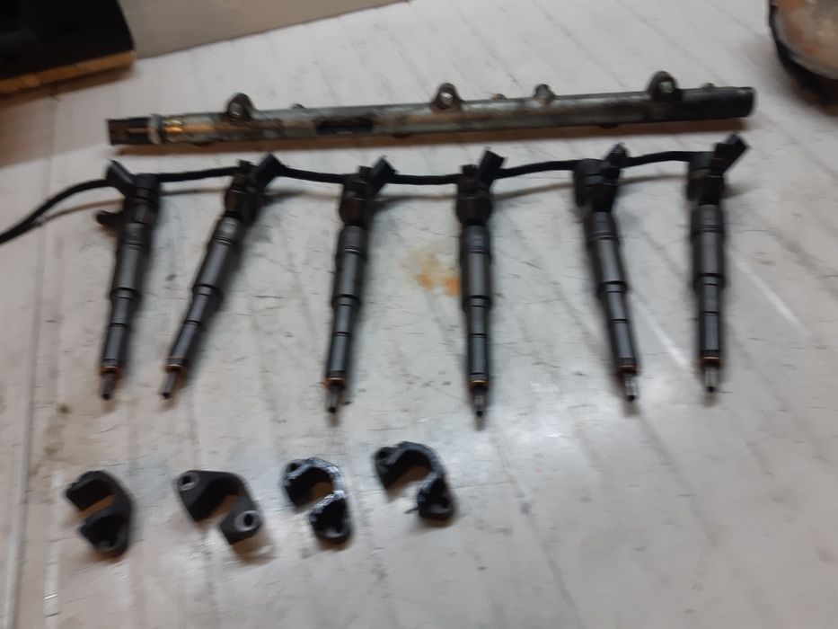 Rampa senzor injectoare bmw x5 e53 3.0d 184cp 100lei buc