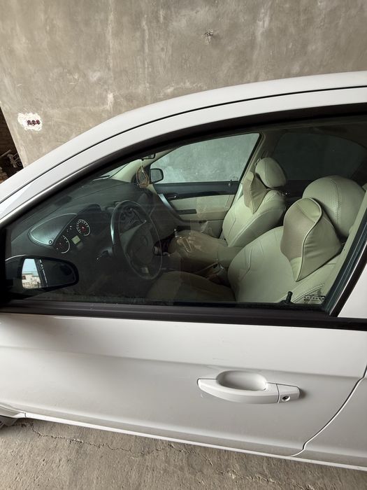 Nexia 3 ideal holatda, hujjatlari joyida ideal