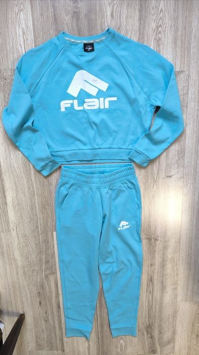 Екип на Flair 35 eвро XS