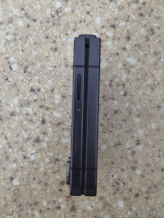 Samsung Galaxy Flip 7