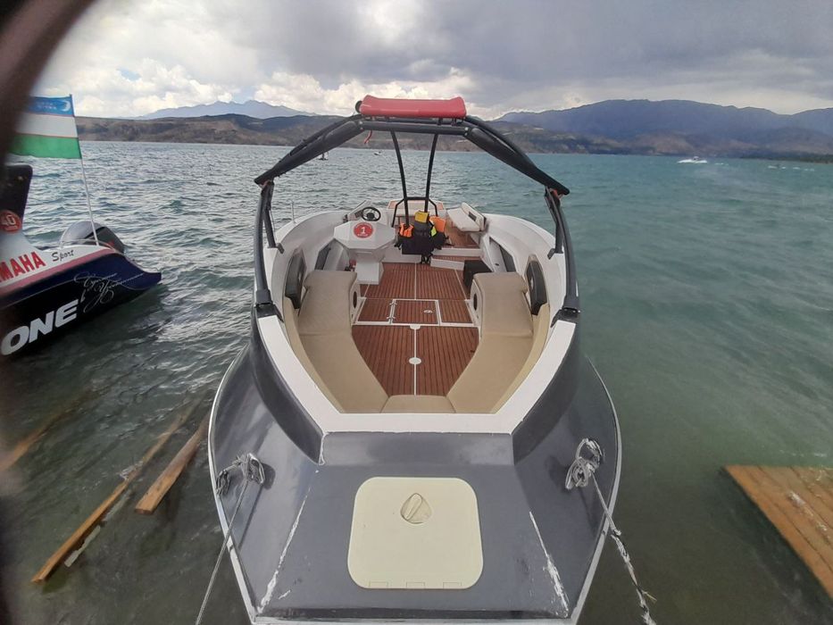 Продается катер.