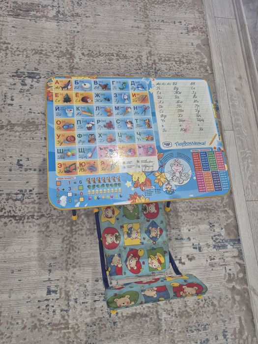 Детский стол+стул в подарок доска