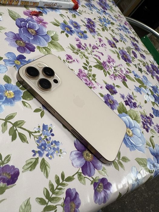 Vand iphone 16 pro 128 gb