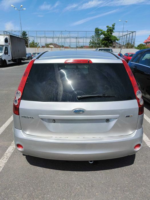Vand Ford Fiesta