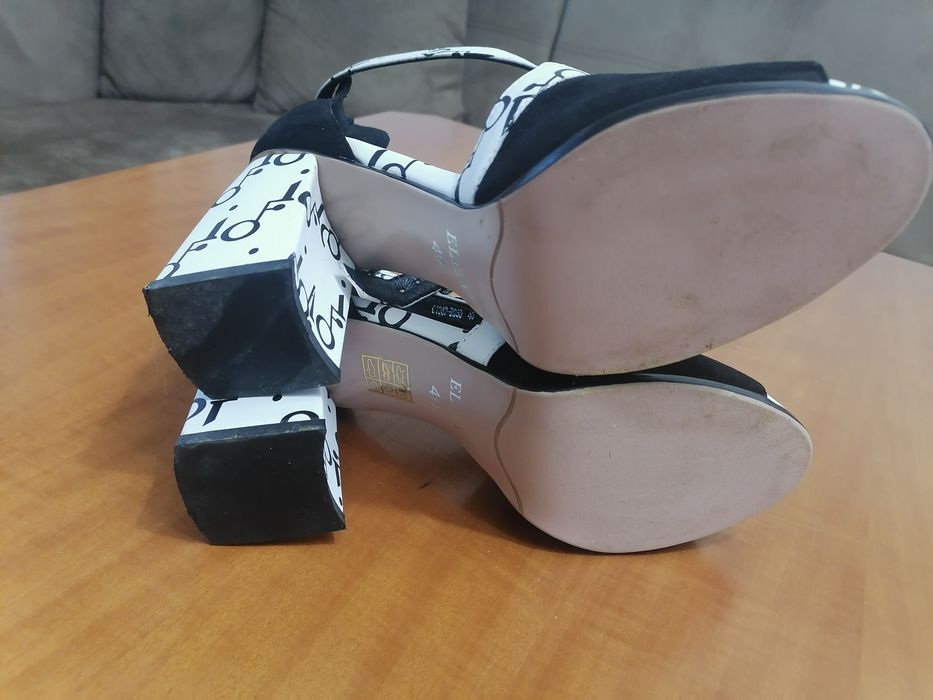 Дамски сандали, размер 40