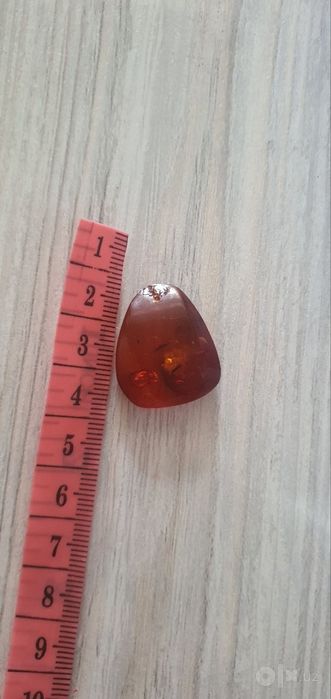 Камень Янтарь натуральный