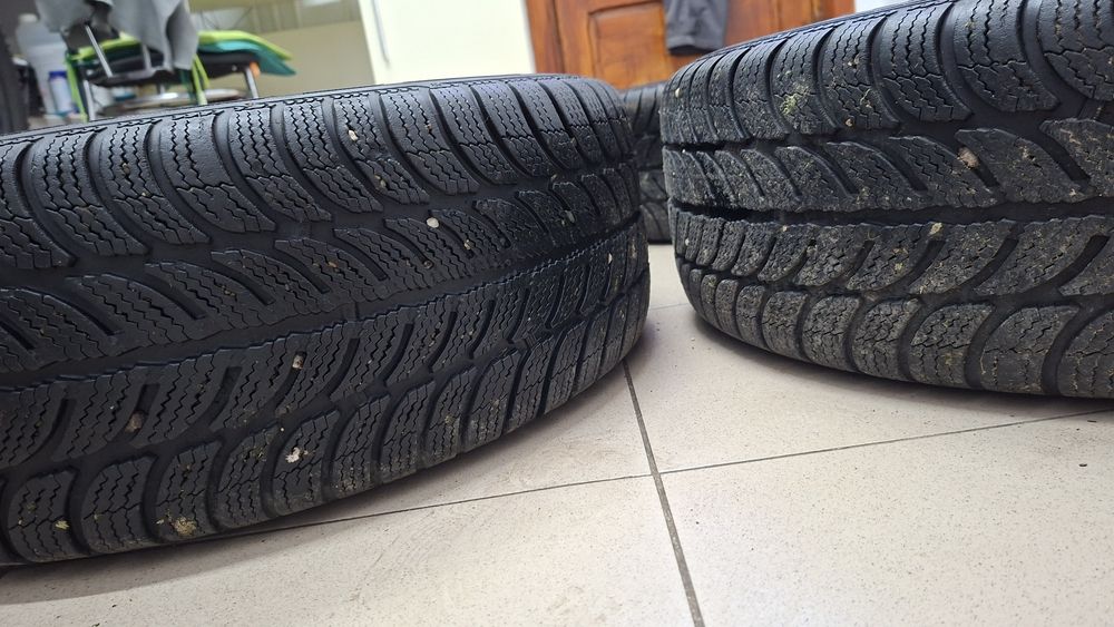 Set 4 roti structurale originale Dacia Logan Sandero Stepway cu 205. 55 R16 M+S