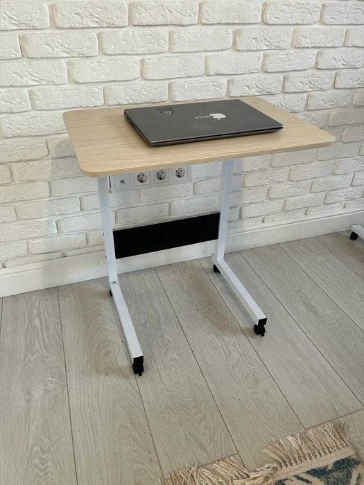 столы рабочие под ноутбук или парты