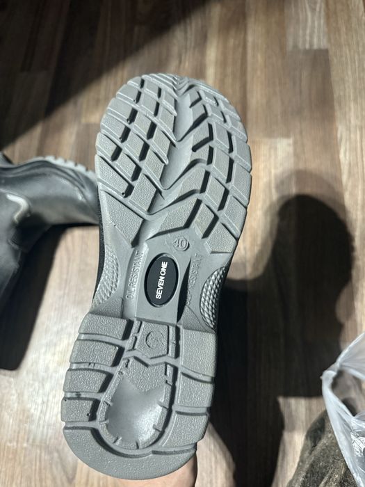 Спец обувь новый