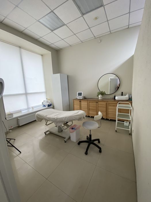 Сдается кабинет в салоне в центре города