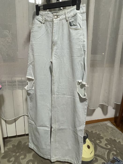 Одежда б/у 42-44 размера