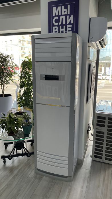 Кондиционер Колонный Midea модель FST - 60,000 Btu / серия On-Off