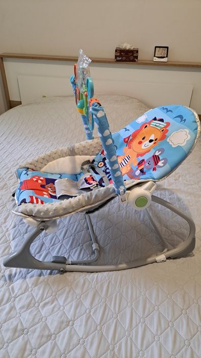 Бебешки шезлонг Chipolino Baby Spa – син, като нов.