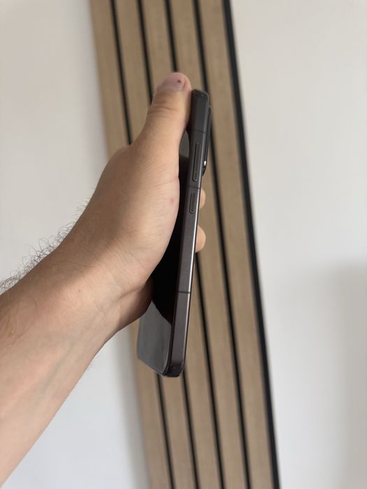 Xiaomi 15 - 3800 LEI magazin, 50 Mp camera, 12 GBR AM