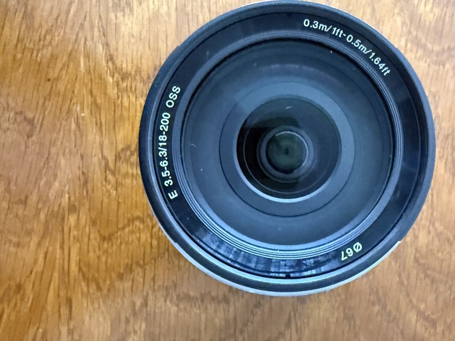Obiectiv sony 18-200 mm cu stabilizare in stare impecabila