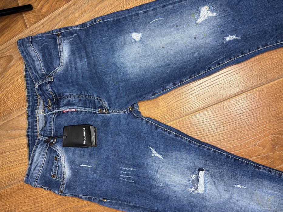 Чисто нови дънки DISQUARED2