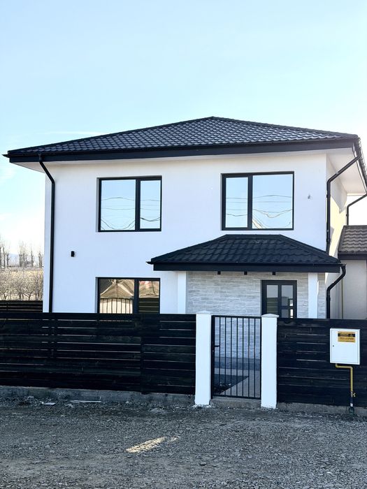 Miroslava/Vorovesti/4camere/2bai/acces asfaltat,canalizare