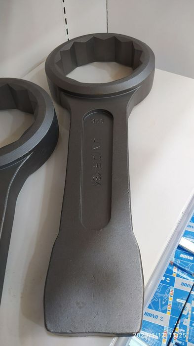 Затяжной ударный кольцевой-рожковый гаечный ключ Unior, Словения