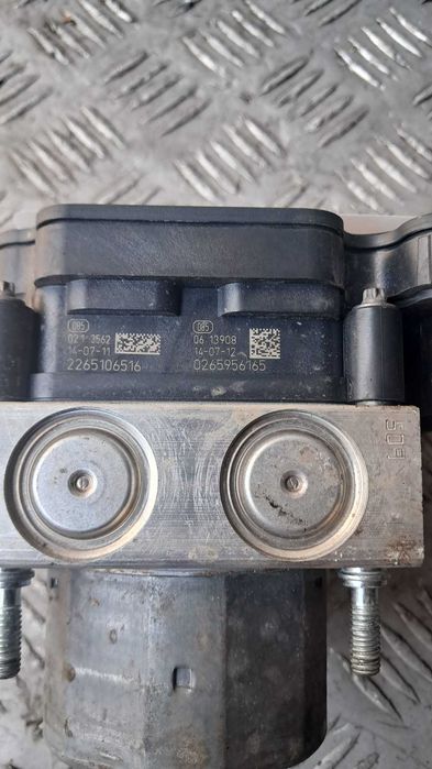 pompa ABS Nissan Qashqai J11 an 2014 cod 47660 4EA1E / 0265956165