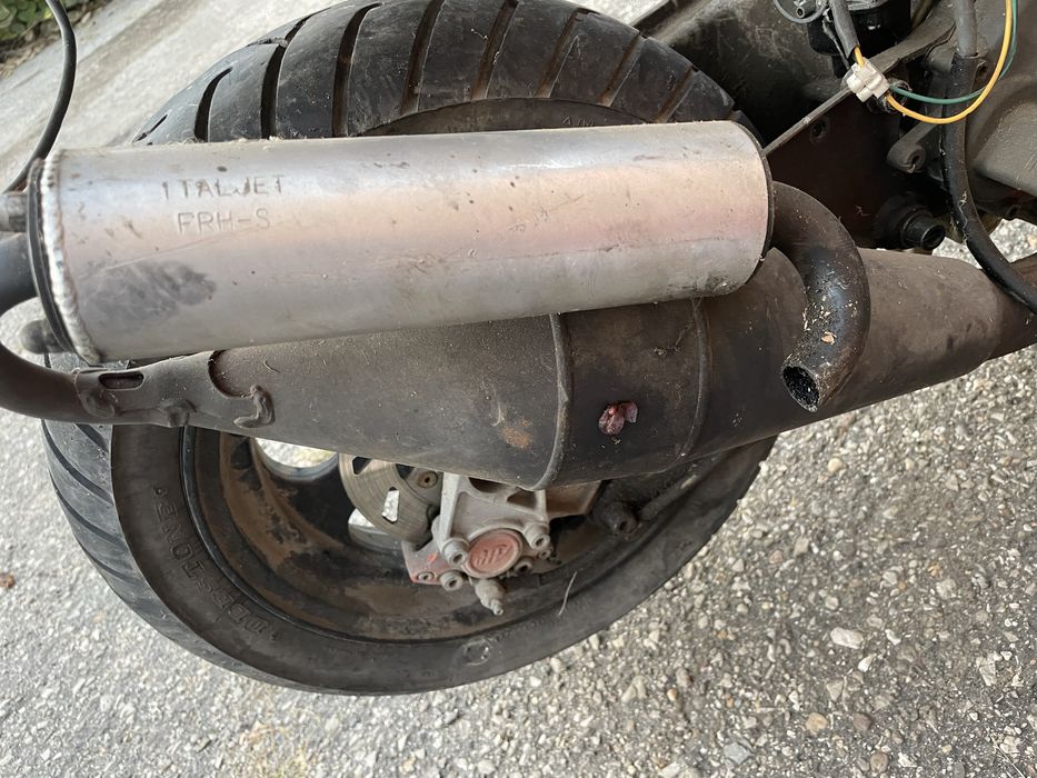 Скутер Italjet на части