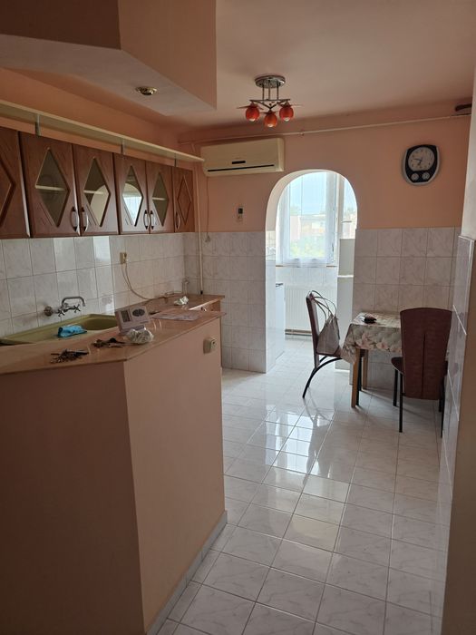 Închiriez  apartament 2 camere