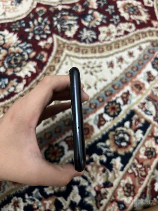 Samsung A10 4G  За 250.000 сум