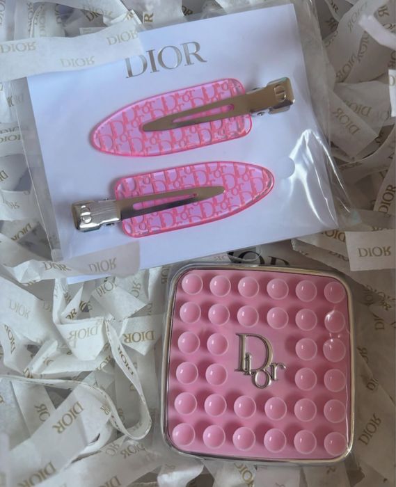 В наличии! Заколки