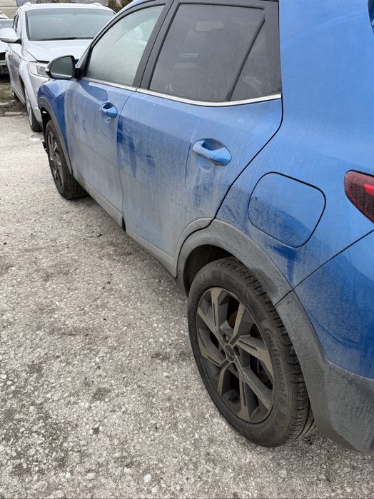 На части Kia Stonic 1.0t gdi 48v gt-Line hybrid 2025год