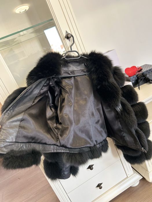 Blană naturală Di Angelo Couture, prețul e în lei