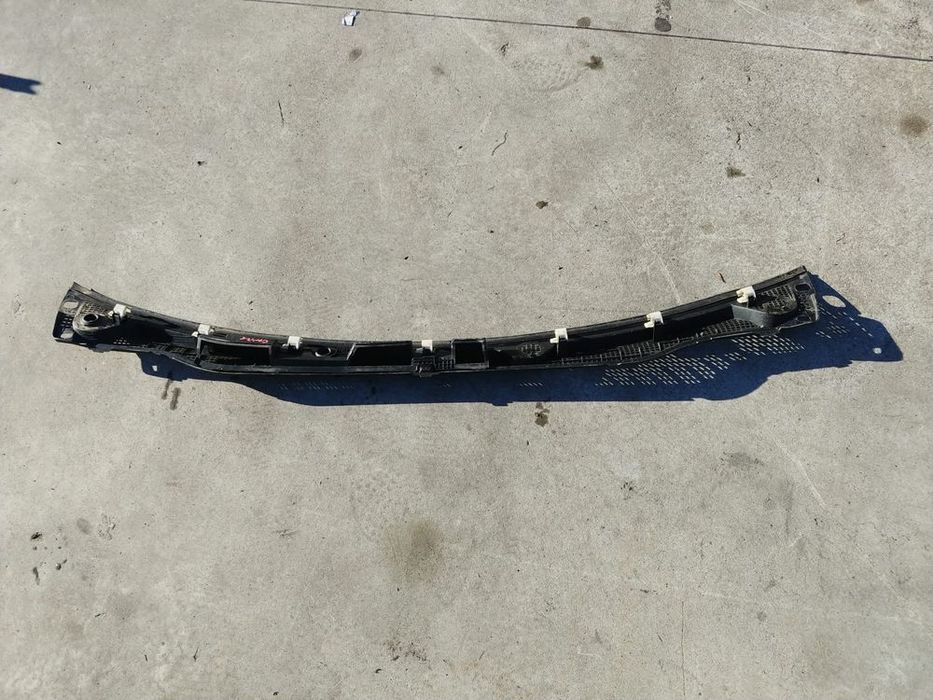 grila stergator capota renault captur 1 j5 h5 2018