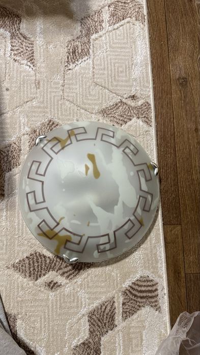 Продам светильники поталочные