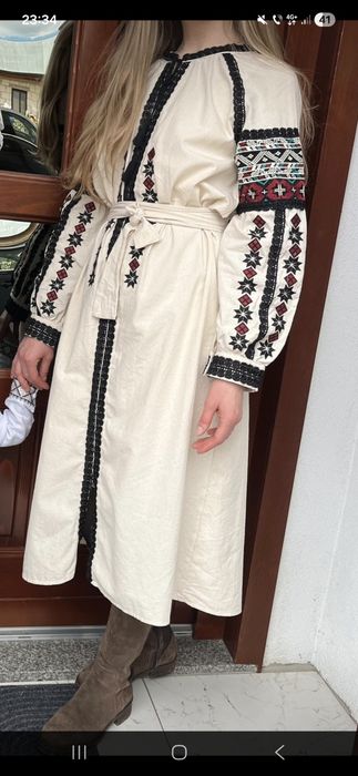 Rochie tradițională superba S-M