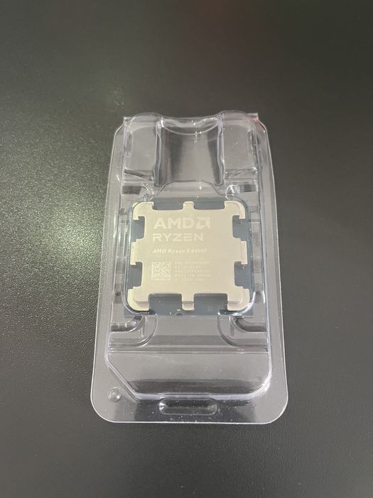 Процессор AMD Ryzen 5 8400F