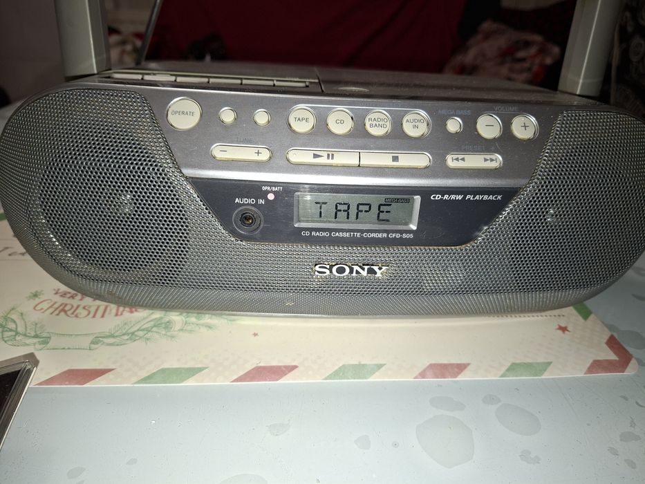 Radiocasetofon Sony, CD-RW playback, sunet  Stereo, perfect funcțional