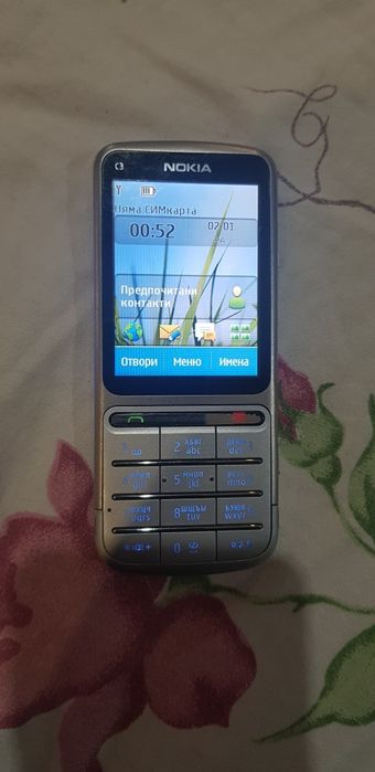 Модел Nokia C3-01 метален
