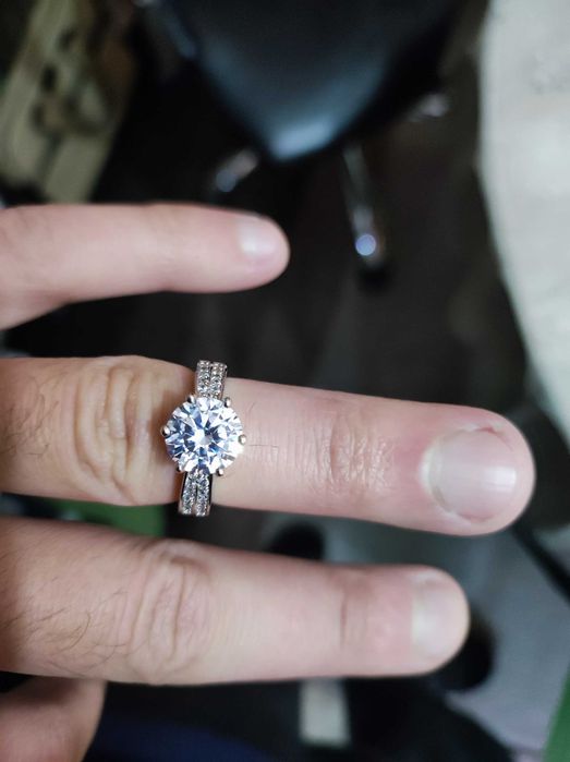 Позлатен дамски пръстен бяло злато