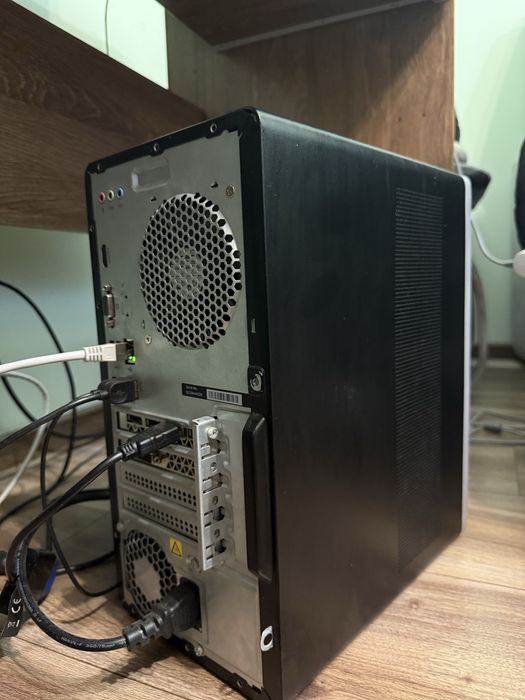 Sistem Desktop Gaming HP Pavilion